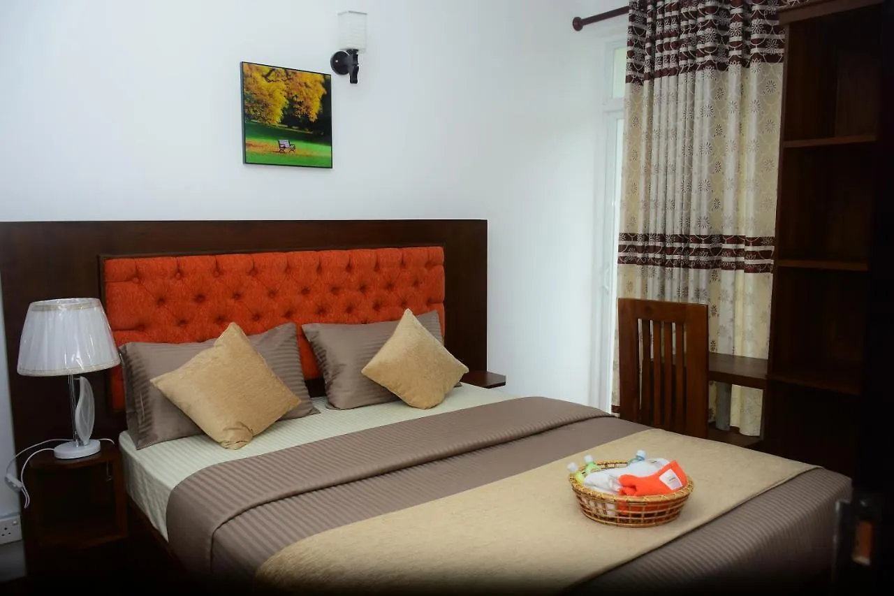 Apartment Shinic Holiday Inn Nuwara Eliya Sri Lanka